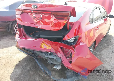 2020 Kia Forte Lxs z USA, uszkodzony, nr VIN 3KPF24AD0LE231974